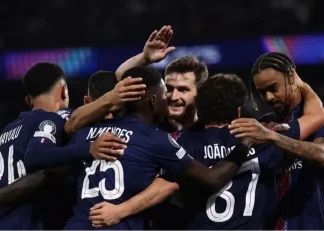 غیبت مارکینیوش، دوئه، دمبله و کواراتسخلیا از ترکیب پاری سن ژرمن برابر بارسلونا