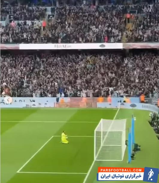 خوشحالی ویژه دوناروما روبروس سکوی هواداران منچستریونایتد پس از برد منچسترسیتی