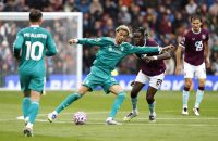 استوری هوگو اکیتیکه مهاجم جدید لیورپول و شوخی با دفاع فشرده در لیگ برتر انگلیس