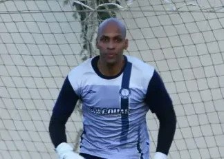 میراندا برزیلی دروازه بان جدید گل گهر سیرجان برای این تیم به میدان رفت