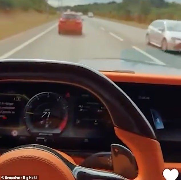 img_20250901_195030_457 تصویر فرمان خودروی هوگو اکیتیکه