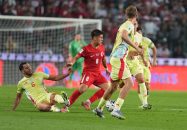 یامال ؛ اشک های آردا گولر ستاره ترکیه پس از باخت شش بر صفر برابر اسپانیا