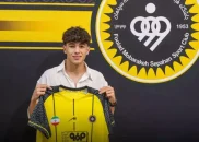 آریا شفیع دوست پدیده جوان فوتبال ایران با سپاهان 4 ساله تمدید کرد