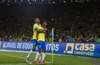 قیچی برگردان استوائو ویلیان در دیدار برزیل برابر شیلی