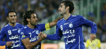 کلیپ تک گل تاریخی فرهاد مجیدی ستاره استقلال به پرسپولیس در دربی 23 مهر 1389