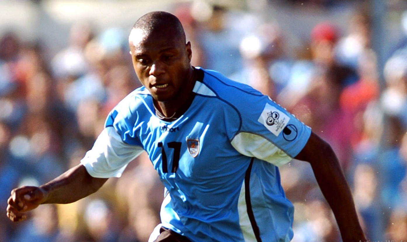 2025-10-08_045116 مارسلو زالایتا در تیم ملی اروگوئه