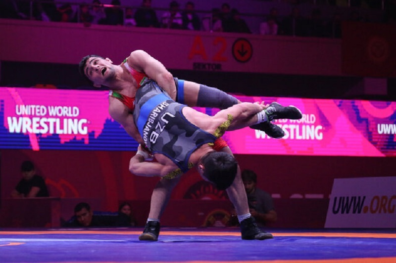 2138794_473-1 ایمان محمدی قهرمان کشتی فرنگی امیدهای جهان شد