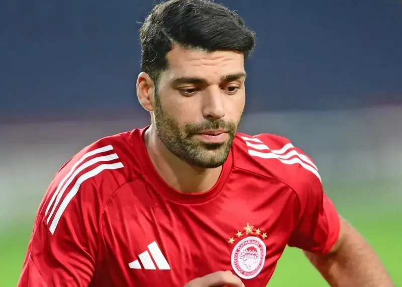 مهدی طارمی ستاره ایرانی المپیاکوس در خانه بارسلونا تمرین کرد