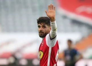 محمد عمری به تمرینات پرسپولیس بازگشت