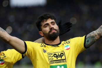 کلیپ کنایه گزارشگر دیدار سپاهان و ذوب آهن به محمد دانشگر