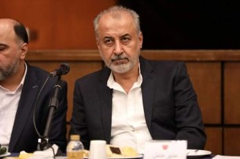 رضا درویش مدیرعامل پیشین پرسپولیس پس از برد 2 بر 0 مقابل ذوب آهن : خدا را شکر