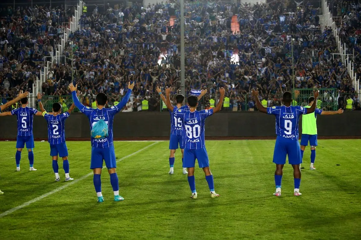 تیم فوتبال استقلال در شرایطی خود را برای مصاف حساس با الوحدات اردن آماده میکند که دو بازیکن این تیم به دلیل مصدومیت قادر به همراهی آبیپوشان نخواهند بود.