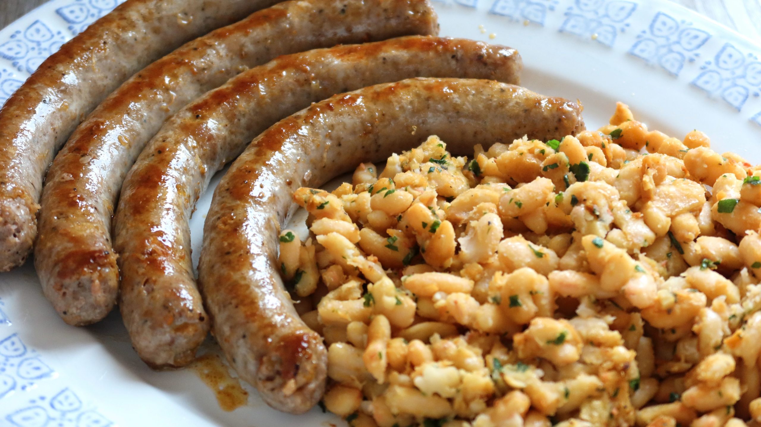 butifarra-alubias-1-scaled-1 غذایی که در اسپانیایی فحش هم هست