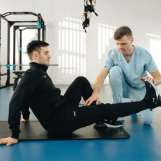 از نیمکت تا ترکیب اصلی: نقش پنهان فیزیوتراپی در ریکاوری فشرده بازیکنان لیگ برتر