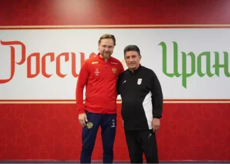 برخورد گرم امیر قلعه نویی و والری کارپین در نشست خبری قبل از بازی ایران