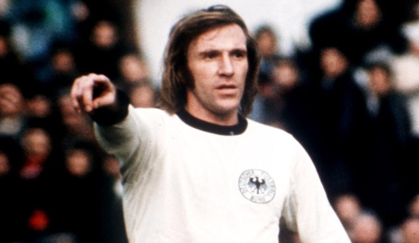 gunter_netzer_-_west_germany_national_team_322-1 گونتر نتسر در تیم ملی آلمان