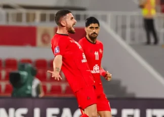 رگی لوشکیا بهترین بازیکن زمین دیدار شارجه - تراکتور به میزبانی تیم اماراتی