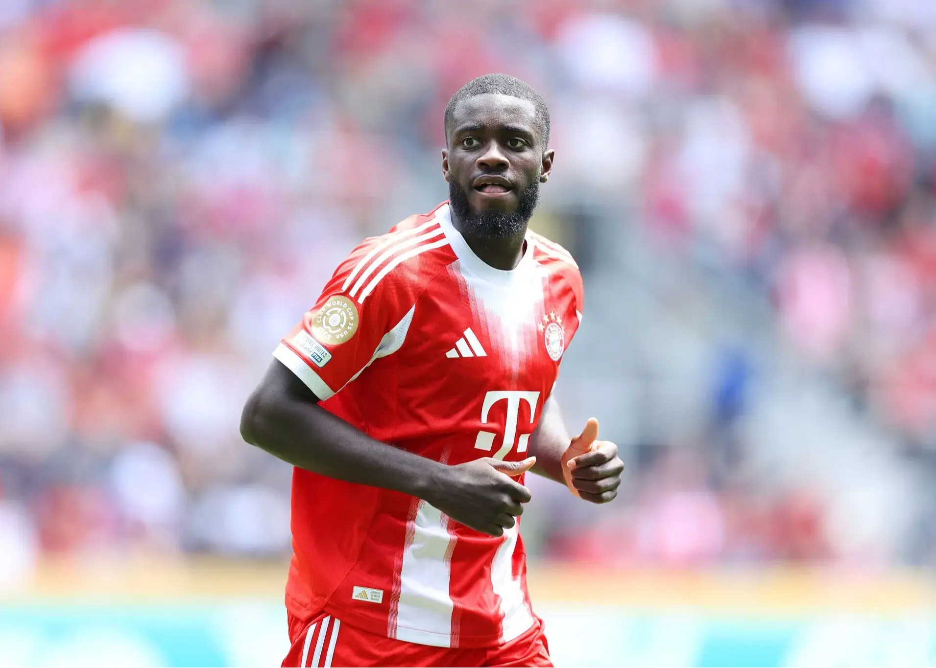  ایبرل مدیر ورزشی بایرن مونیخ : باید اوپامکانو در بایرن مونیخ نگه داریم