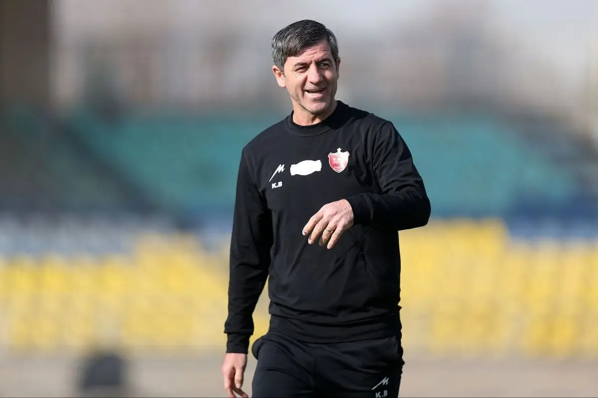 کریم باقری مربی پرسپولیس : به نظر من بازی مقابل تراکتور پایاپای و خوب بود