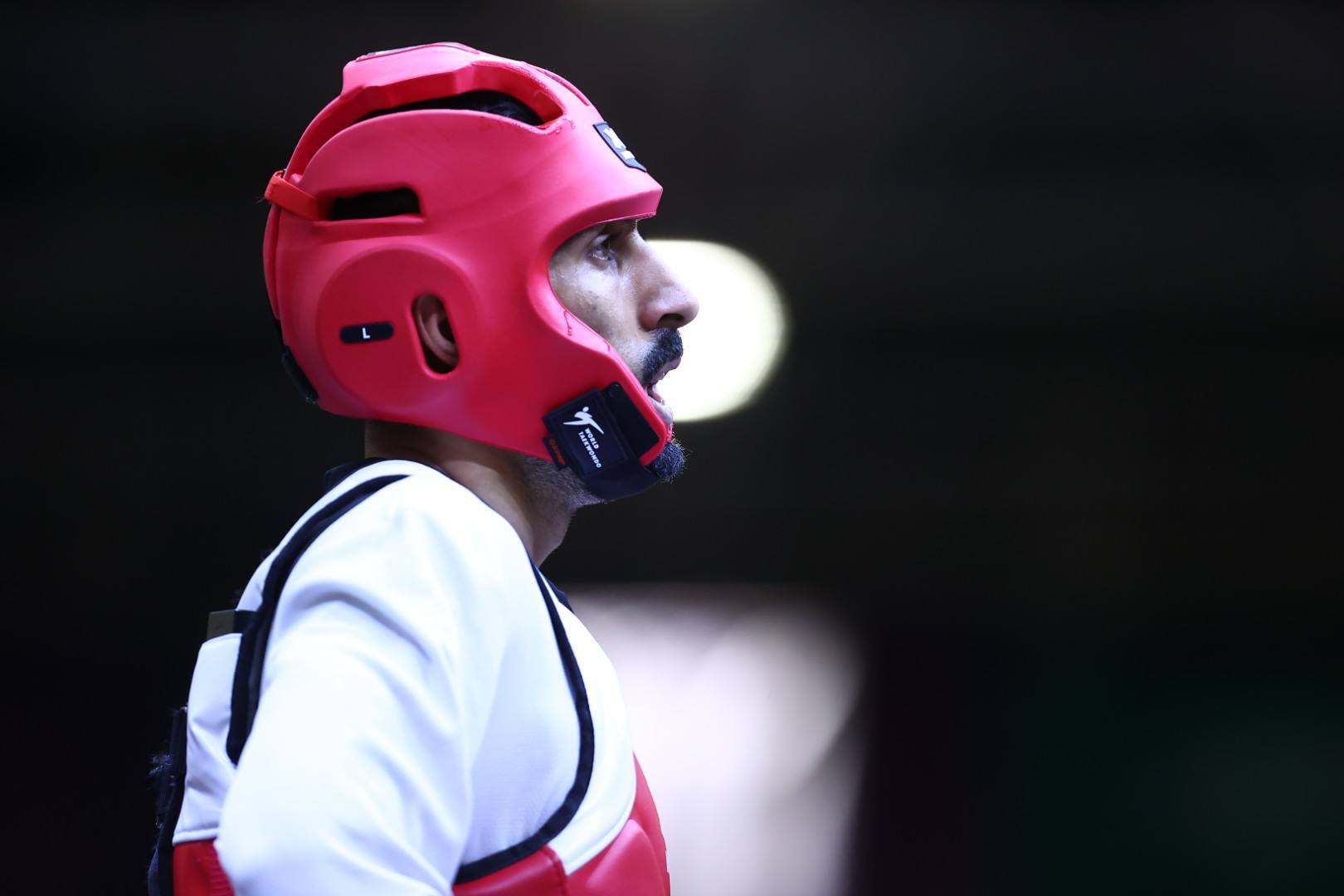 2159270_707-1 مدال نقره تکواندو به صادقیان رسید