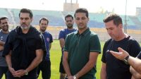 حضور مهرداد خانبان در تمرین پرسپولیس و خداحافظی از بازیکنان و کادر فنی