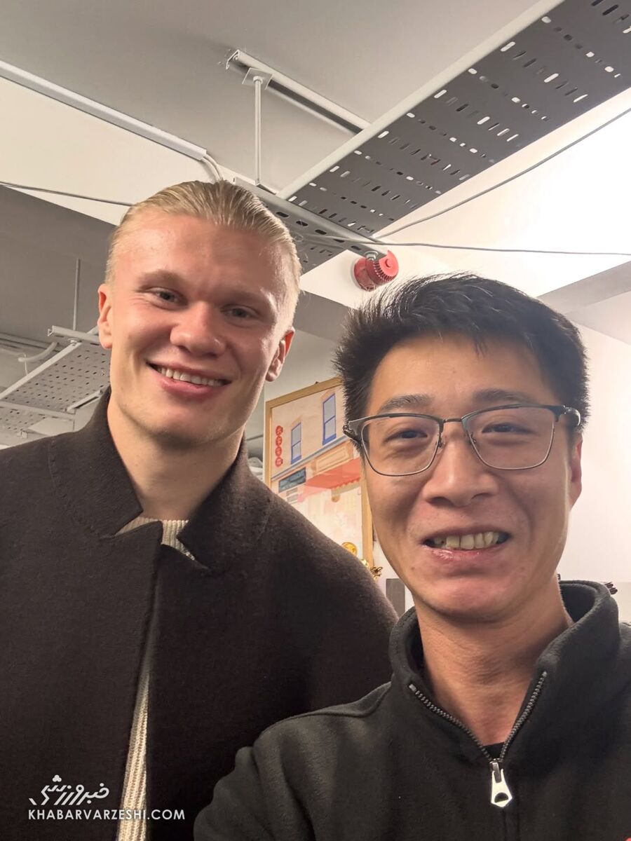 411755 ارلینگ هالند در رستوران چینی