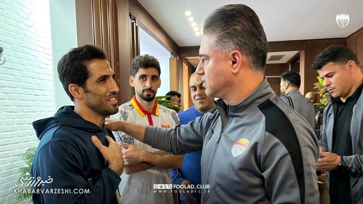 413853 ستاره سابق پرسپولیس بمب روحیه فولاد علیه استقلال +عکس