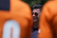 فرزاد آشوبی : امیر قلعه نویی با نتایج کنونی باید در تیم ملی فوتبال ایران بماند