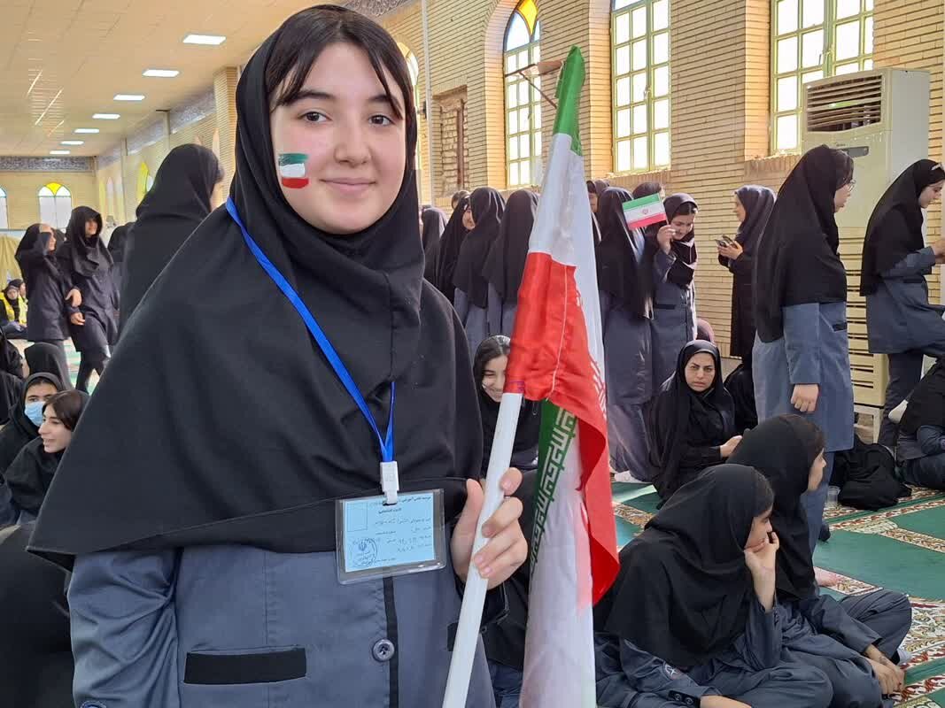 راهپیمایی دریادلان گناوه‌ای در روز استکبار ستیزی برگزار شد