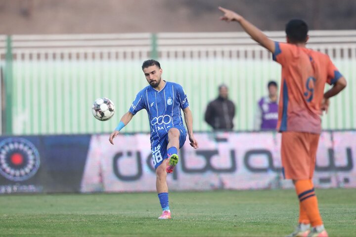 5786328-1 استقلال با کمک VAR راهی یک هشتم نهایی شد/ آسانی تفاوت ها را رقم زد