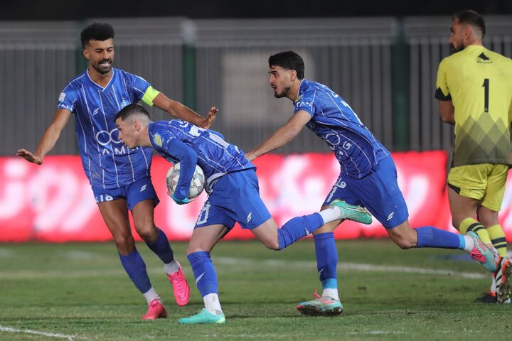 5786398-1 استقلال با کمک VAR راهی یک هشتم نهایی شد/ آسانی تفاوت ها را رقم زد