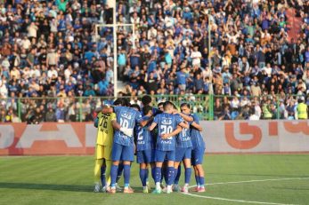 استقلال به دلیل توهین هواداران پرسپولیس رسما از این تیم شکایت کرد