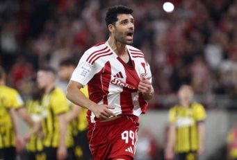 المپیاکوس با درخشش مهدی طارمی مقابل حریفش به برتری رسید