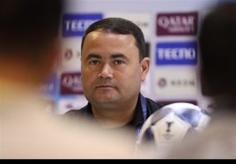 عزیز آنامحمدوف سرمربی آخال ترکمنستان : سپاهان باید از تیم داوری ممنون باشد