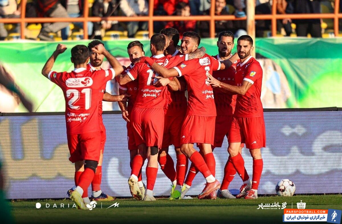 محمد حسین کنعانی‌ خطاب به افشین پیروانی : درباره بهترین دفاع وسط آسیا هم صحبت کن