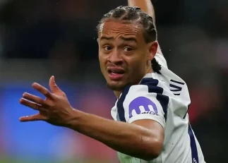 عملکرد بد ژاوی سیمونز در دیدار تاتنهام - چلسی