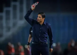 واکنش وحید هاشمیان، ستاره سابق تیم ملی با انتشار تصویری قدیمی به خداحافظی برانکو ایوانکوویچ