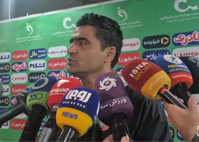 حامد محمودی مربی تیم پادیاب : چون تیم استقلال بزرگ است حق ما خورده شد