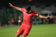 رقص حسین کنعانی زادگان مدافع پرسپولیس پس از گلزنی مقابل استقلال خوزستان