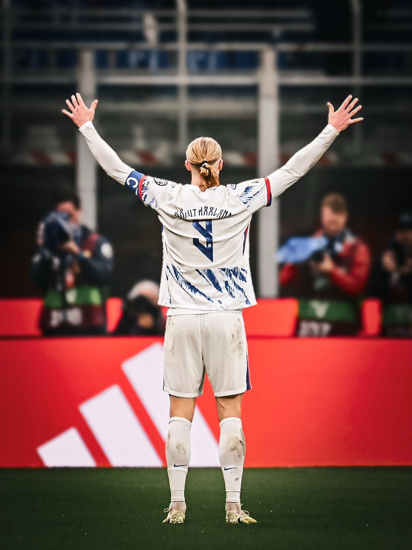 ارلینگ هالند