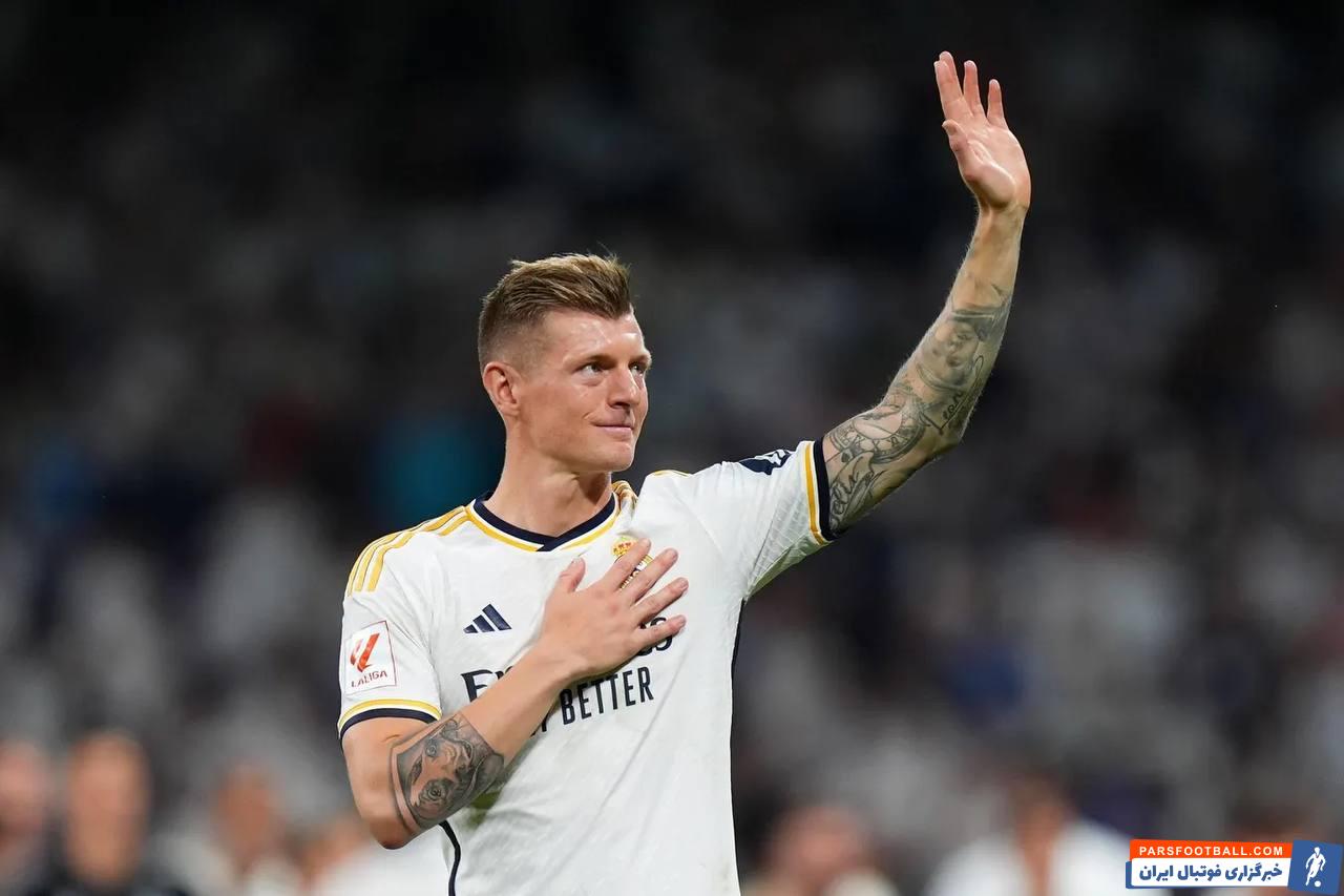 جایزه نشان صلیب شایستگیِ جمهوری فدرال آلمان برای تونی کروس