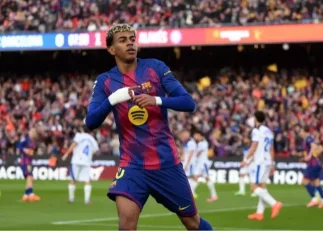 اولین گل لامین یامال برای بارسلونا در نوکمپ