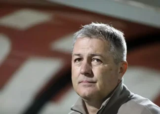 دراگان اسکوچیچ سرمربی تراکتور در غم از دست دادن دایی خود عزادار شد