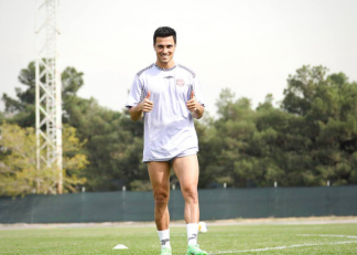 سجاد آشوری مهاجم ملوان پس از بازی با استقلال: وضعیت چمن افتضاح بود