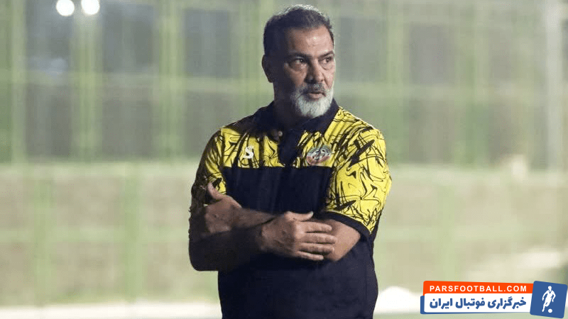 رضا مرتضی‌زاده سرمربی فولاد: چرا برای بازی با استقلال این همه فشار تحمل کنیم؟