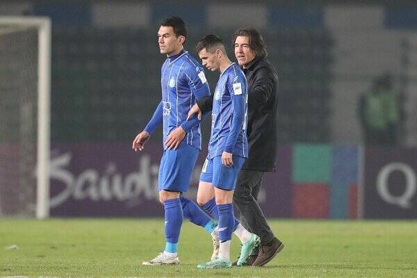 4547665 ساپینتو باید مشکل آقاسی را در تیم حل می کرد/ خط دفاع پرسپولیس ضعف دارد