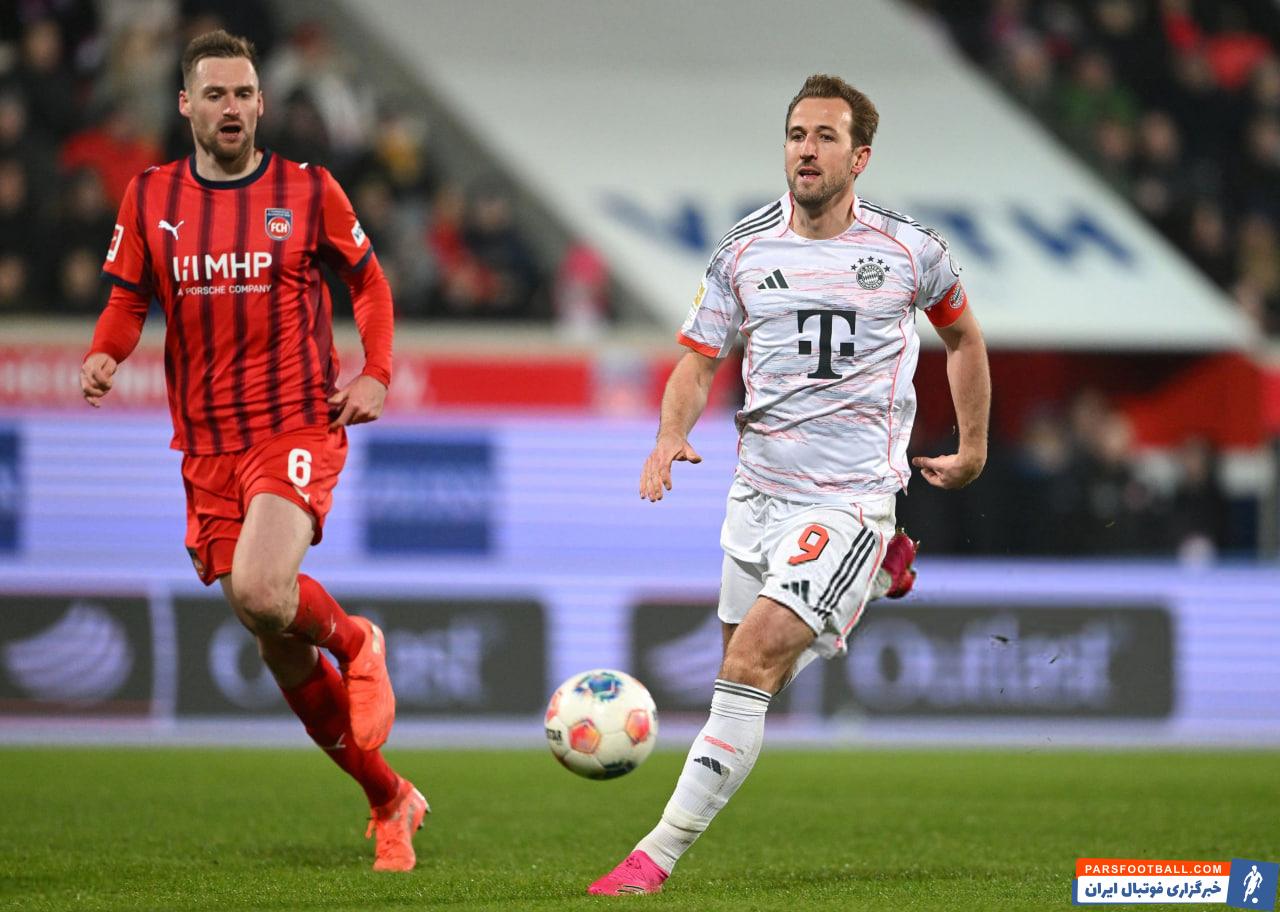 بازوبند کاپیتانی بایرن مونیخ بر بازوی هری کین در دیدار برابر هایدنهایم