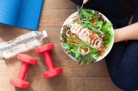 چطور بدون مکمل می‌توان عضله سازی را سریع تر کرد؟