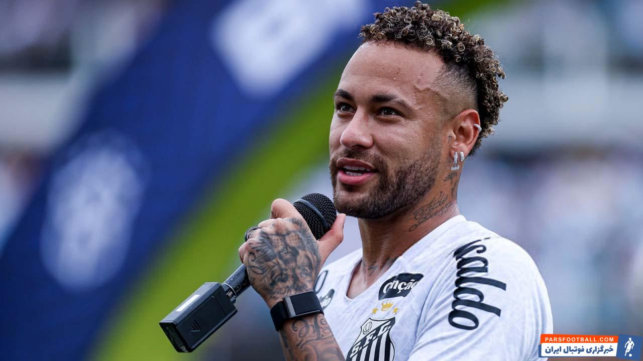 پوشش عجیب نیمار به همراه نامزد و دوستانش در نیویورک