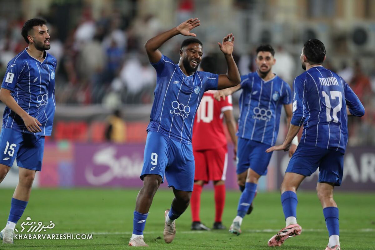 417707 استقلال و المحرق بحرین